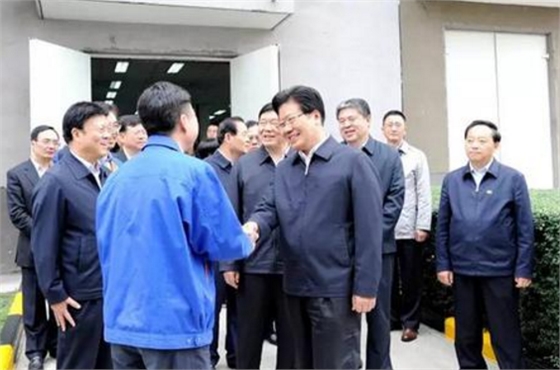 中央政治局委員張春賢蒞臨法士特考察調研.賽襄軸承網(wǎng)站資訊