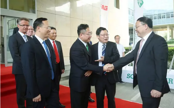  舍弗勒大中華區CEO張藝林博士親自歡迎湖南省副省長(cháng)張劍飛.賽襄軸承網(wǎng)站資訊